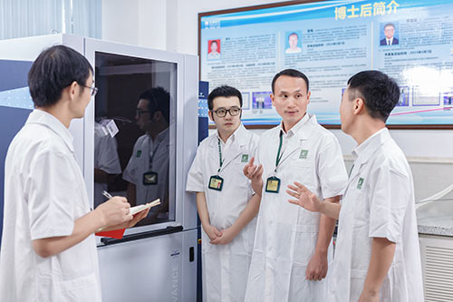把每一片瓷砖打造成艺术精品-产品解码-威客电竞瓷砖官网——陶瓷大板岩板就用威客电竞
