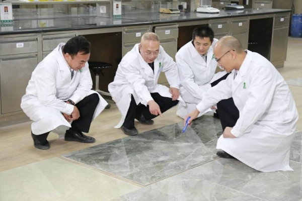 威客电竞亮相第二届中国自主品牌展览会-威客电竞新闻-威客电竞瓷砖官网——陶瓷大板岩板就用威客电竞